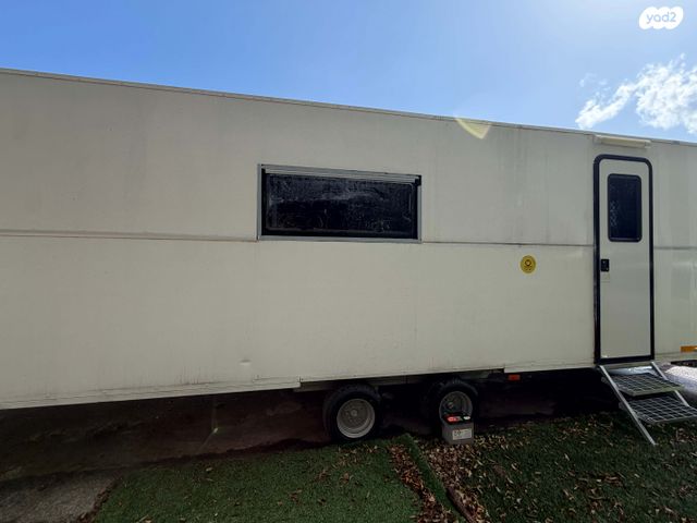 מודעת רכב ממונע אוטוקראוון