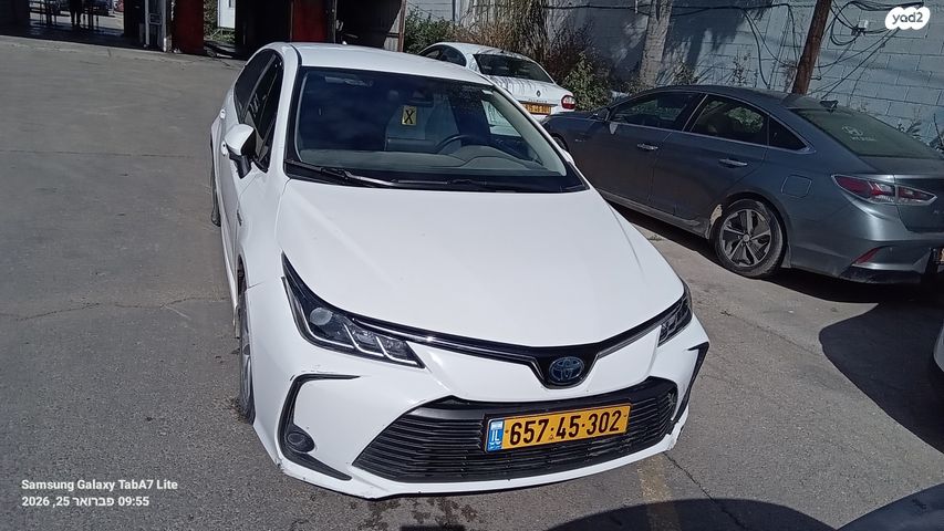 מודעת רכב טויוטה קורולה