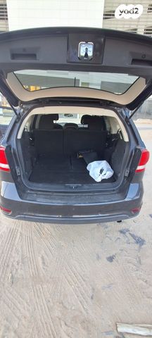 מודעת רכב דודג' ג'רני 1