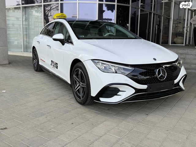 מודעת רכב מרצדס-בנץ EQE