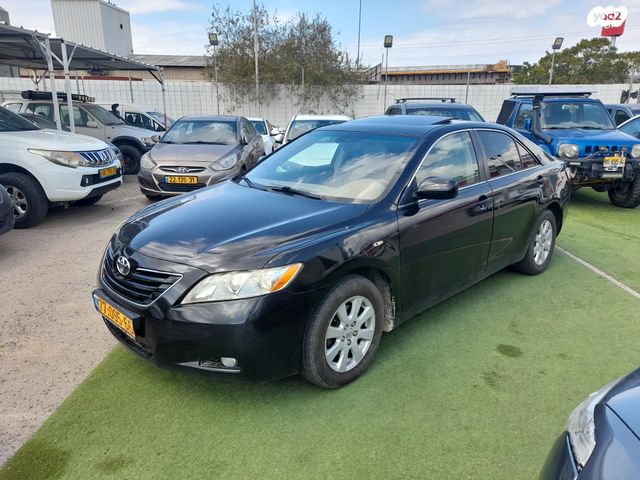 מודעת רכב טויוטה קאמרי
