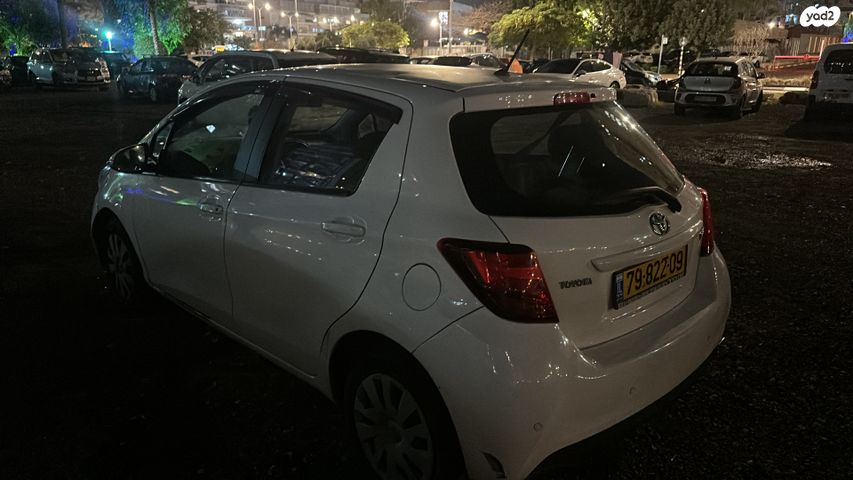 מודעת רכב טויוטה יאריס