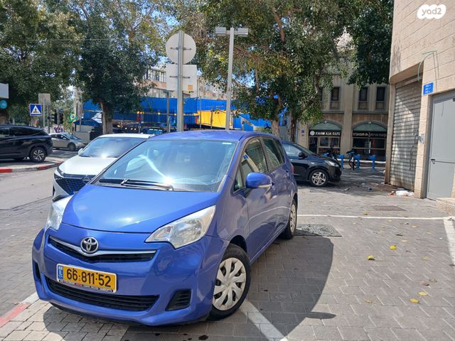 מודעת רכב טויוטה ורסו-S