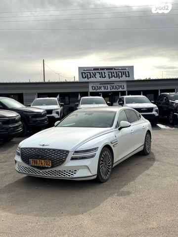 מודעת רכב ג'נסיס G80