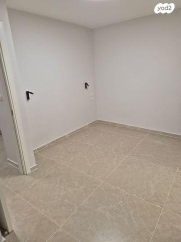 הגיבור האלמוני 53