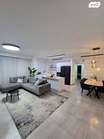 אריאל שרון 42