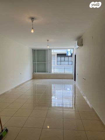 מודעת נכס, דבורה הנביאה 15, נגבה, רמת גן