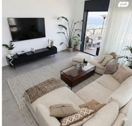 אמנון ליפקין שחק 