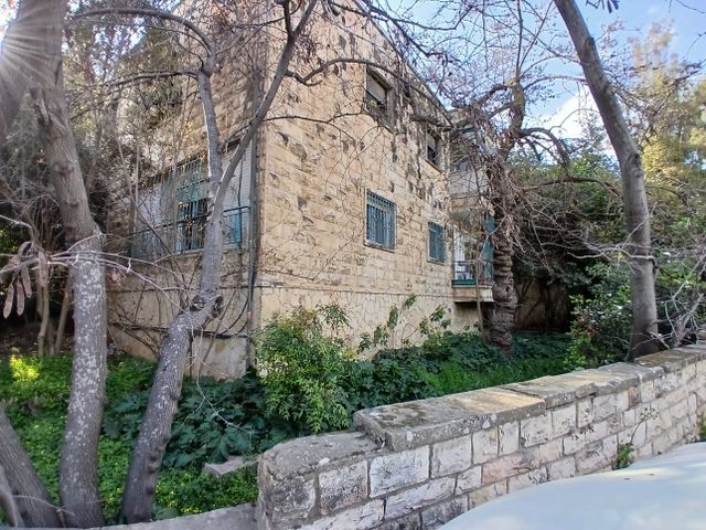 דירת גן למכירה בירושלים (תיווך) — 2
