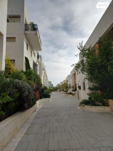 מרדכי זעירא 5