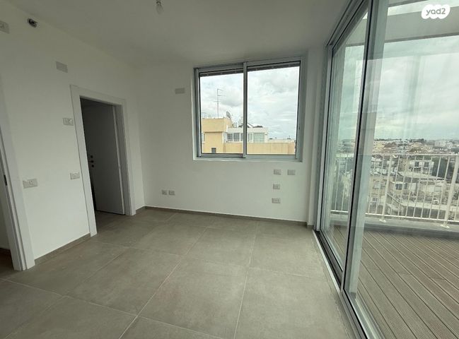 גג/ פנטהאוז