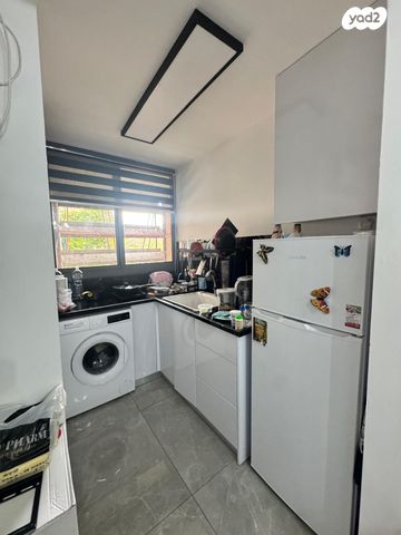 שדרות ירושלים 37