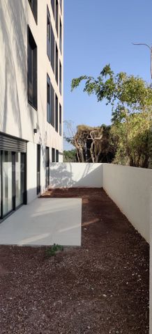 דירת גן להשכרה בתל אביב יפו (תיווך) — 2