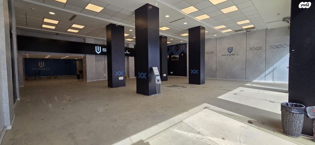 חנויות/ שטח מסחרי