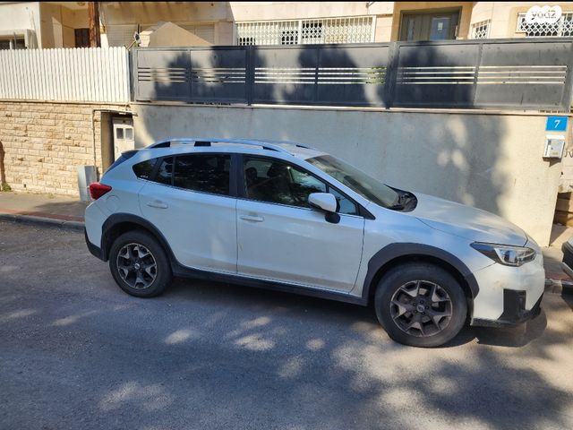 מודעת רכב סובארו XV