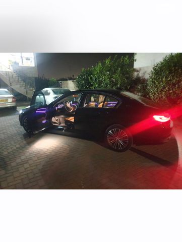 מודעת רכב ב מ וו סדרה 5