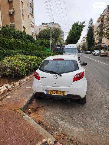 מודעת רכב מאזדה 2