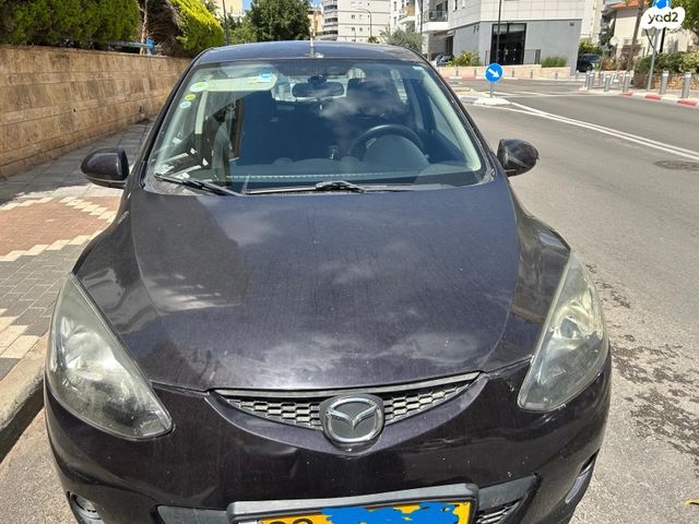 מודעת רכב מאזדה 2