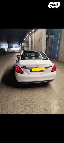 מודעת רכב מרצדס-בנץ C-class