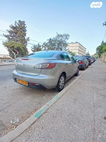 מודעת רכב מאזדה 3