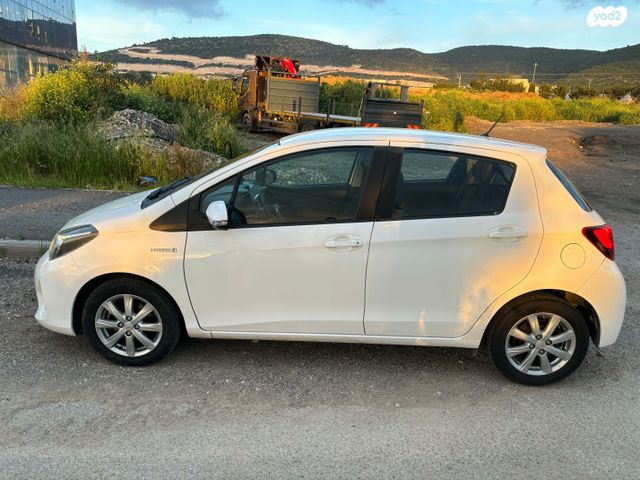 מודעת רכב טויוטה יאריס