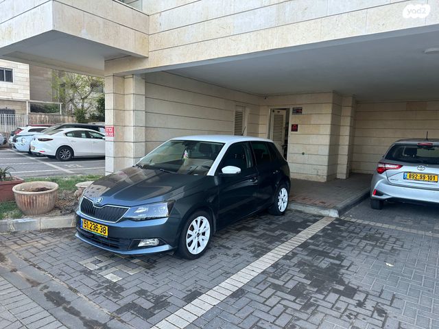 מודעת רכב סקודה פאביה