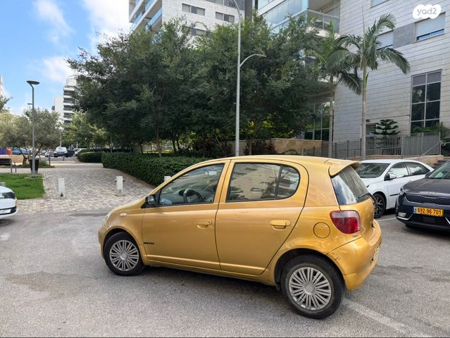 מודעת רכב טויוטה יאריס