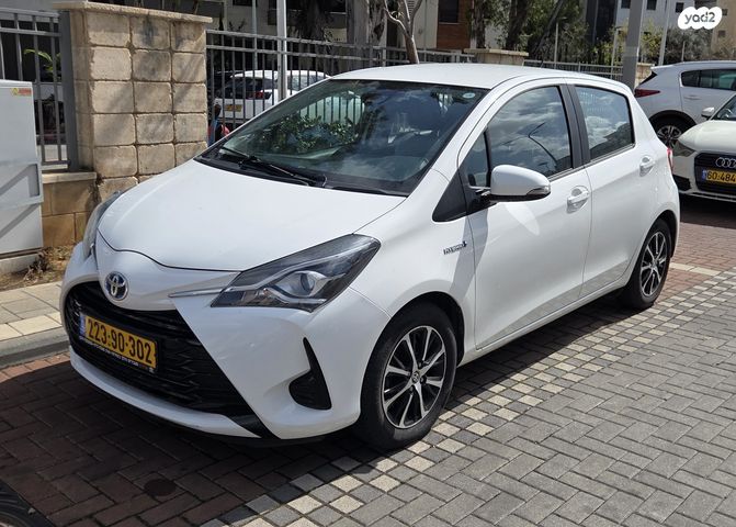 מודעת רכב טויוטה יאריס