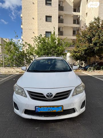 מודעת רכב טויוטה קורולה