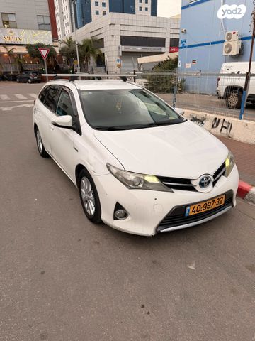 מודעת רכב טויוטה אוריס