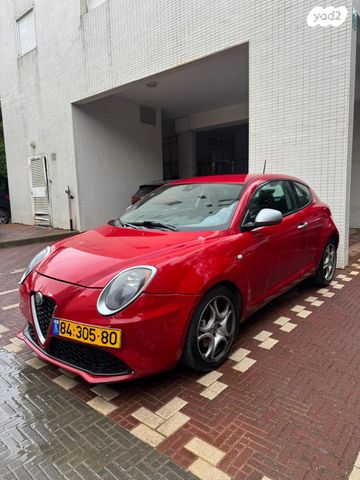 מודעת רכב אלפא רומיאו מיטו