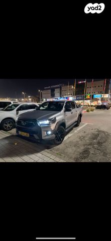 מודעת רכב טויוטה היילקס