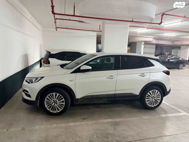 מודעת רכב אופל גרנדלנד