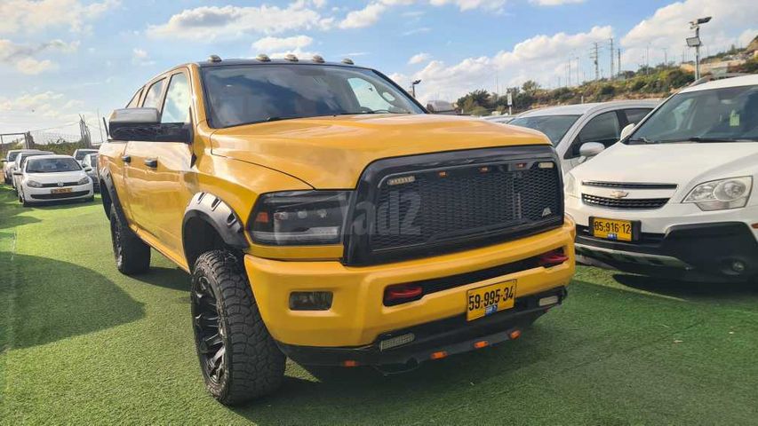 מודעת רכב דודג'