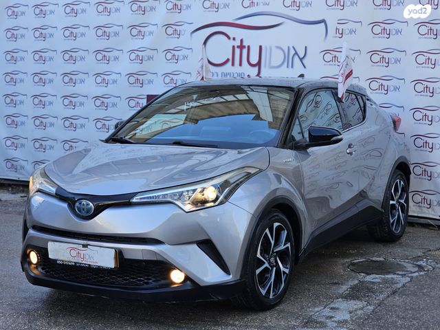 מודעת רכב טויוטה C-HR