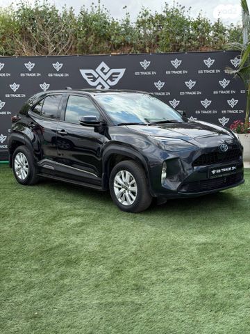 מודעת רכב טויוטה יאריס קרוס 2