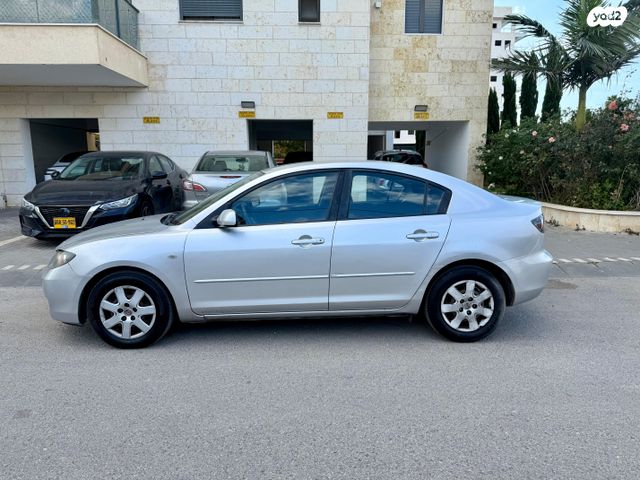 מודעת רכב מאזדה 3 2