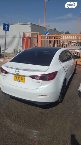 מודעת רכב מאזדה 3