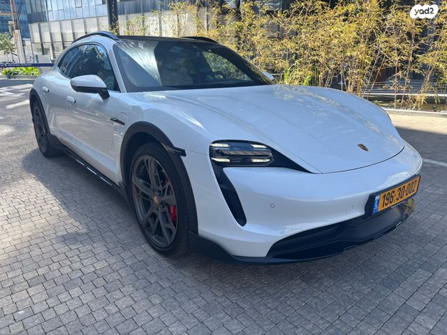 מודעת רכב פורשה טייקן