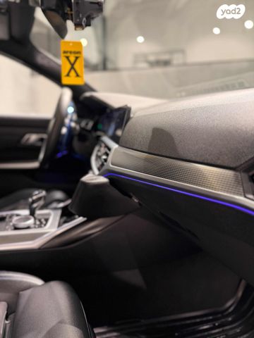 מודעת רכב ב מ וו סדרה 3