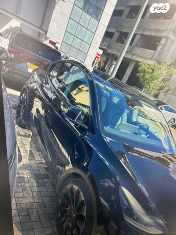 מודעת רכב טסלה מודל Y