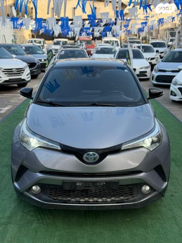 מודעת רכב טויוטה C-HR 1