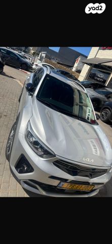 מודעת רכב קיה סטוניק