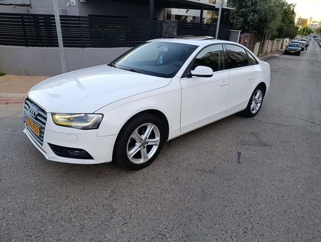 מודעת רכב אאודי A4