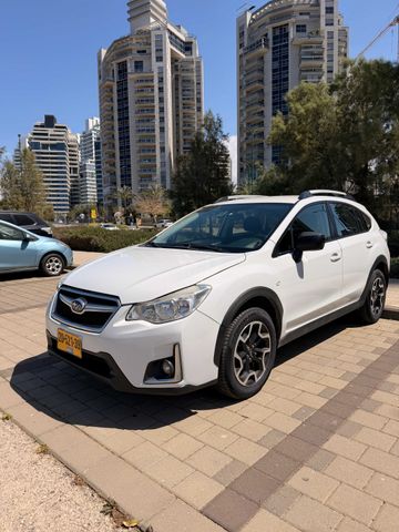 מודעת רכב סובארו XV
