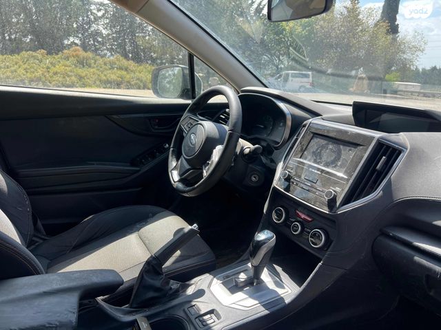 מודעת רכב סובארו XV 2