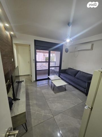 שדרות יוספטל 74