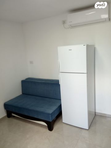 שדה עוזיהו 1