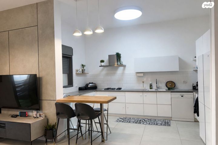 גג/ פנטהאוז