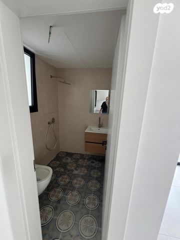 ז'בוטינסקי 90